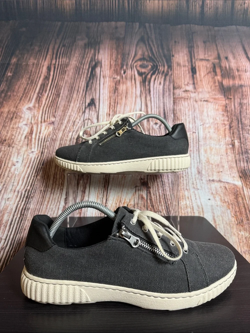 Clarks Collection Caroline Echo Sneakers Womens Sz 11M
